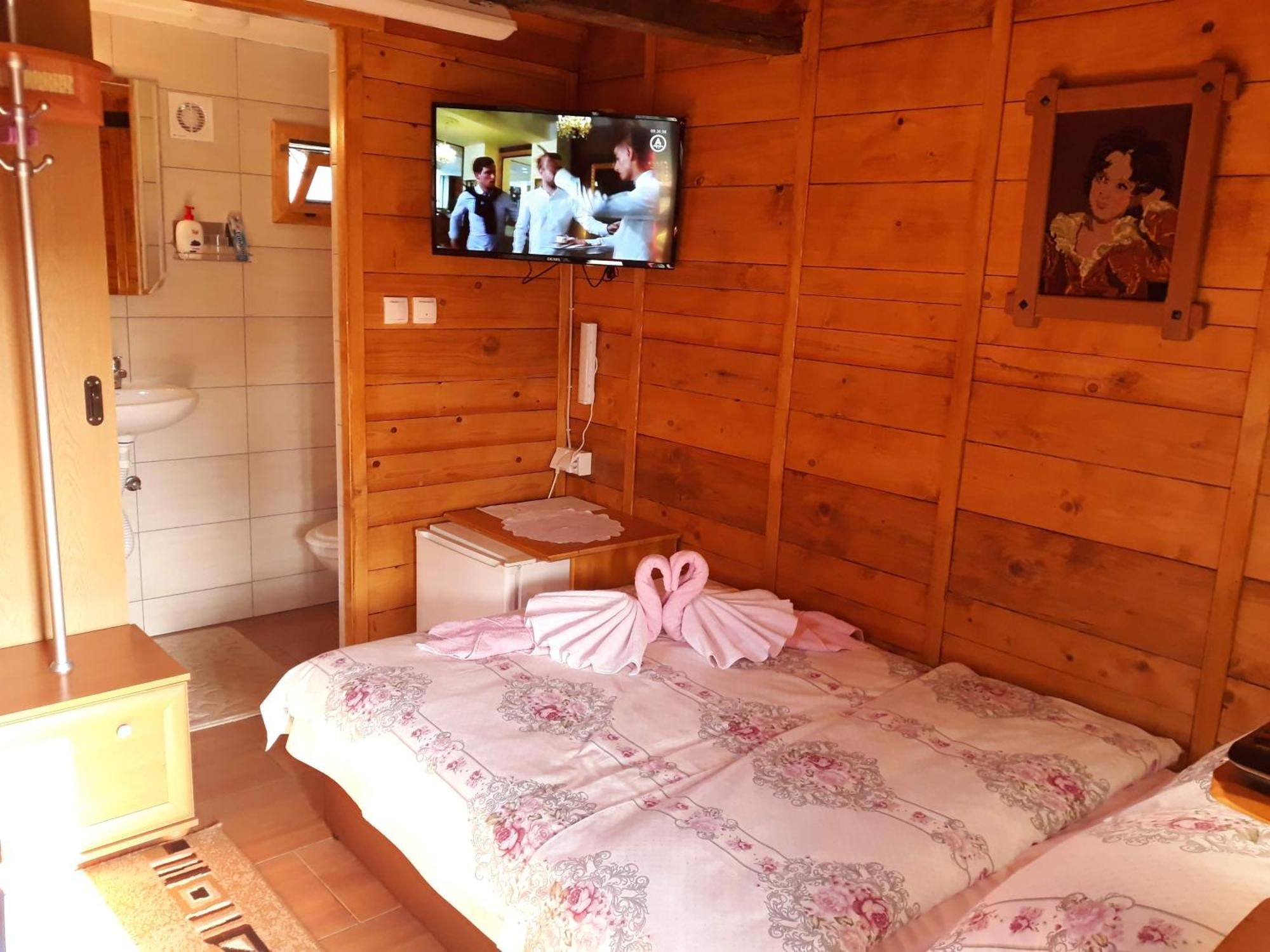 Etno selo EDEN Otel Zeravacki Potok Oda fotoğraf